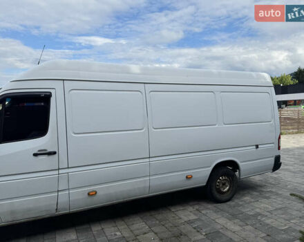 Белый Мерседес Sprinter, объемом двигателя 2.15 л и пробегом 515 тыс. км за 7500 $, фото 2 на Automoto.ua
