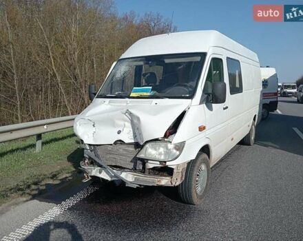 Білий Мерседес Sprinter, об'ємом двигуна 2.1 л та пробігом 430 тис. км за 5000 $, фото 8 на Automoto.ua