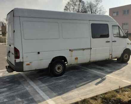 Белый Мерседес Sprinter, объемом двигателя 2.2 л и пробегом 513 тыс. км за 5350 $, фото 7 на Automoto.ua
