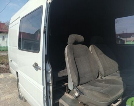Белый Мерседес Sprinter, объемом двигателя 2 л и пробегом 480 тыс. км за 7500 $, фото 1 на Automoto.ua