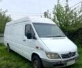 Белый Мерседес Sprinter, объемом двигателя 2.2 л и пробегом 400 тыс. км за 4600 $, фото 8 на Automoto.ua