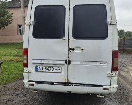 Білий Мерседес Sprinter, об'ємом двигуна 2.1 л та пробігом 400 тис. км за 3800 $, фото 5 на Automoto.ua