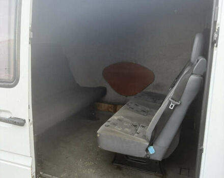 Мерседес Sprinter 2004 в Изяслве на Automoto.ua Белый Мерседес Sprinter, объемом двигателя 2.15 л и пробегом 450 тыс. км за 8500 $, фото 7 на Automoto.ua