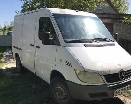 Белый Мерседес Sprinter, объемом двигателя 2.5 л и пробегом 231 тыс. км за 5400 $, фото 1 на Automoto.ua