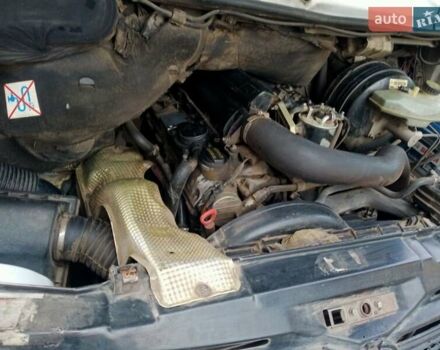 Белый Мерседес Sprinter, объемом двигателя 2.15 л и пробегом 498 тыс. км за 6099 $, фото 2 на Automoto.ua