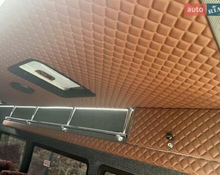 Белый Мерседес Sprinter, объемом двигателя 2.2 л и пробегом 400 тыс. км за 10500 $, фото 5 на Automoto.ua