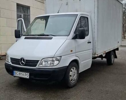 Белый Мерседес Sprinter, объемом двигателя 2.69 л и пробегом 370 тыс. км за 7500 $, фото 5 на Automoto.ua