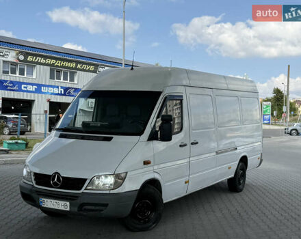 Белый Мерседес Sprinter, объемом двигателя 2.15 л и пробегом 480 тыс. км за 7999 $, фото 1 на Automoto.ua