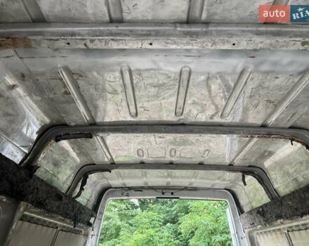 Белый Мерседес Sprinter, объемом двигателя 2.7 л и пробегом 650 тыс. км за 6000 $, фото 28 на Automoto.ua