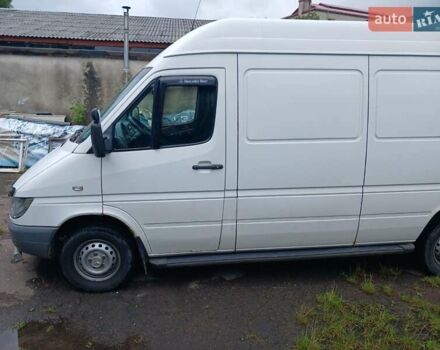 Белый Мерседес Sprinter, объемом двигателя 2.2 л и пробегом 660 тыс. км за 8650 $, фото 6 на Automoto.ua