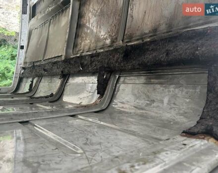 Белый Мерседес Sprinter, объемом двигателя 2.7 л и пробегом 650 тыс. км за 6000 $, фото 26 на Automoto.ua