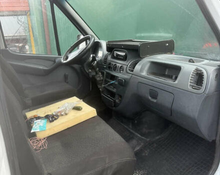 Мерседес Sprinter 2004 в Изяслве на Automoto.ua Белый Мерседес Sprinter, объемом двигателя 2.15 л и пробегом 450 тыс. км за 8500 $, фото 4 на Automoto.ua