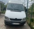 Белый Мерседес Sprinter, объемом двигателя 2.2 л и пробегом 400 тыс. км за 10500 $, фото 1 на Automoto.ua