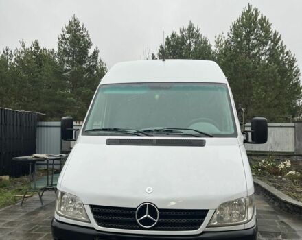 Белый Мерседес Sprinter, объемом двигателя 2.1 л и пробегом 393 тыс. км за 7800 $, фото 5 на Automoto.ua
