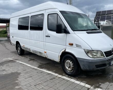 Белый Мерседес Sprinter, объемом двигателя 2.2 л и пробегом 480 тыс. км за 5500 $, фото 1 на Automoto.ua