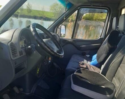 Белый Мерседес Sprinter, объемом двигателя 2.7 л и пробегом 530 тыс. км за 12850 $, фото 44 на Automoto.ua