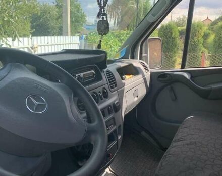 Белый Мерседес Sprinter, объемом двигателя 2.5 л и пробегом 214 тыс. км за 12000 $, фото 15 на Automoto.ua