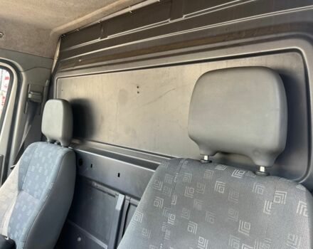 Белый Мерседес Sprinter, объемом двигателя 2.2 л и пробегом 400 тыс. км за 3000 $, фото 7 на Automoto.ua