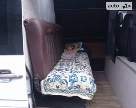 Белый Мерседес Sprinter, объемом двигателя 2.15 л и пробегом 700 тыс. км за 7700 $, фото 9 на Automoto.ua