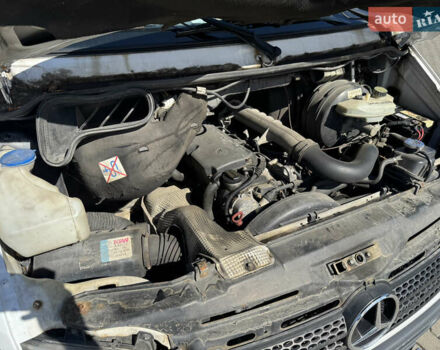 Белый Мерседес Sprinter, объемом двигателя 2.7 л и пробегом 450 тыс. км за 17000 $, фото 37 на Automoto.ua