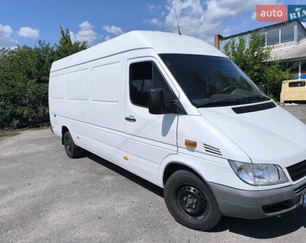 Белый Мерседес Sprinter, объемом двигателя 2.2 л и пробегом 637 тыс. км за 10000 $, фото 5 на Automoto.ua