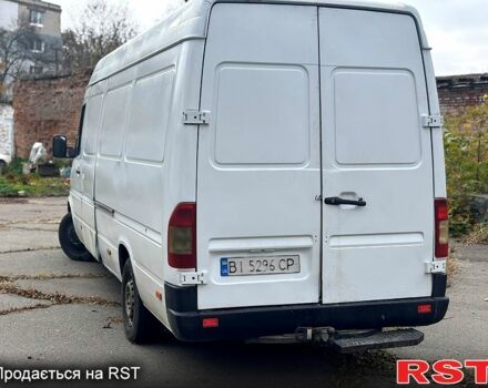 Белый Мерседес Sprinter, объемом двигателя 2.1 л и пробегом 322 тыс. км за 6500 $, фото 3 на Automoto.ua