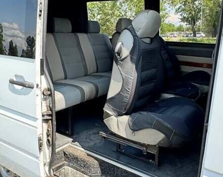 Белый Мерседес Sprinter, объемом двигателя 2.15 л и пробегом 304 тыс. км за 9500 $, фото 11 на Automoto.ua