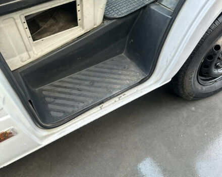 Белый Мерседес Sprinter, объемом двигателя 2.15 л и пробегом 555 тыс. км за 7800 $, фото 15 на Automoto.ua