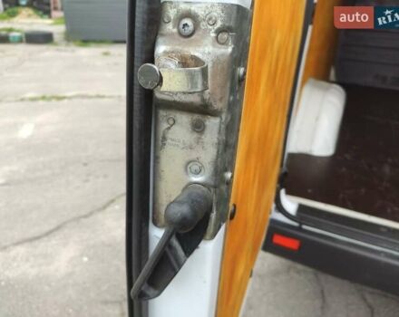Белый Мерседес Sprinter, объемом двигателя 0 л и пробегом 298 тыс. км за 17500 $, фото 31 на Automoto.ua