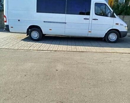 Белый Мерседес Sprinter, объемом двигателя 2.2 л и пробегом 390 тыс. км за 12000 $, фото 45 на Automoto.ua