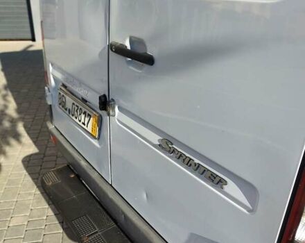 Белый Мерседес Sprinter, объемом двигателя 0 л и пробегом 375 тыс. км за 10000 $, фото 61 на Automoto.ua