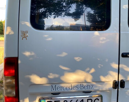 Белый Мерседес Sprinter, объемом двигателя 2.2 л и пробегом 570 тыс. км за 7200 $, фото 7 на Automoto.ua