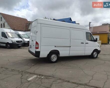 Белый Мерседес Sprinter, объемом двигателя 0 л и пробегом 298 тыс. км за 17500 $, фото 4 на Automoto.ua