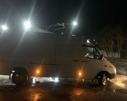 Белый Мерседес Sprinter, объемом двигателя 2.2 л и пробегом 214 тыс. км за 13950 $, фото 6 на Automoto.ua