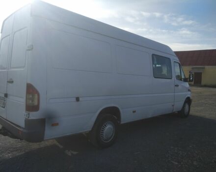 Белый Мерседес Sprinter, объемом двигателя 2.2 л и пробегом 350 тыс. км за 5500 $, фото 1 на Automoto.ua