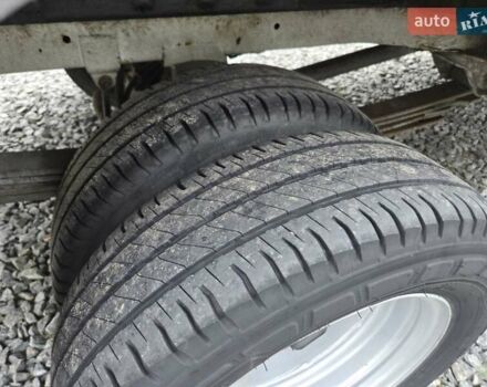 Белый Мерседес Sprinter, объемом двигателя 2.7 л и пробегом 350 тыс. км за 18900 $, фото 18 на Automoto.ua