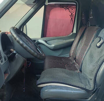Мерседес Sprinter 2005 в Тернополе на Automoto.ua Белый Мерседес Sprinter, объемом двигателя 2.2 л и пробегом 528 тыс. км за 4600 $, фото 3 на Automoto.ua