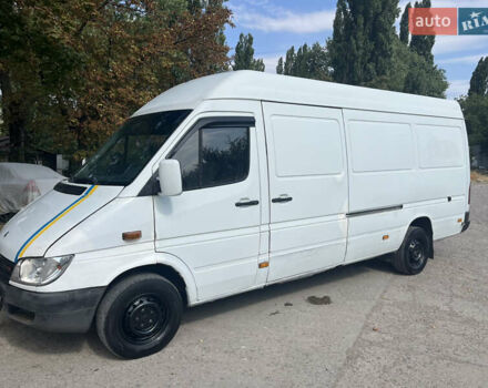 Белый Мерседес Sprinter, объемом двигателя 2.15 л и пробегом 554 тыс. км за 7500 $, фото 4 на Automoto.ua