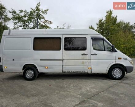 Белый Мерседес Sprinter, объемом двигателя 2.1 л и пробегом 656 тыс. км за 6500 $, фото 5 на Automoto.ua
