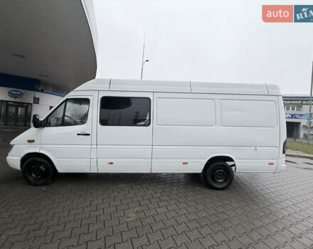 Белый Мерседес Sprinter, объемом двигателя 2.15 л и пробегом 480 тыс. км за 7400 $, фото 14 на Automoto.ua