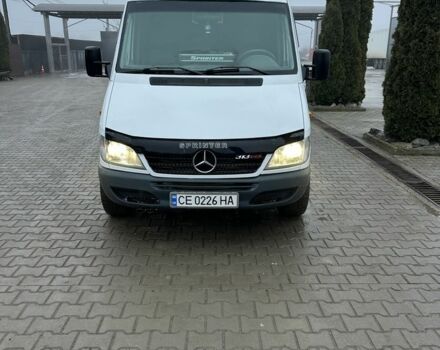 Белый Мерседес Sprinter, объемом двигателя 2.1 л и пробегом 850 тыс. км за 10500 $, фото 3 на Automoto.ua
