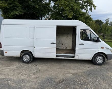 Белый Мерседес Sprinter, объемом двигателя 2.2 л и пробегом 410 тыс. км за 4200 $, фото 12 на Automoto.ua