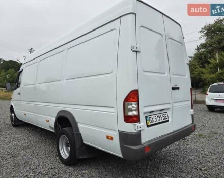 Белый Мерседес Sprinter, объемом двигателя 2.7 л и пробегом 350 тыс. км за 19800 $, фото 17 на Automoto.ua