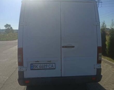 Белый Мерседес Sprinter, объемом двигателя 2.15 л и пробегом 716 тыс. км за 6500 $, фото 1 на Automoto.ua