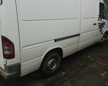 Белый Мерседес Sprinter, объемом двигателя 2.2 л и пробегом 290 тыс. км за 7500 $, фото 4 на Automoto.ua