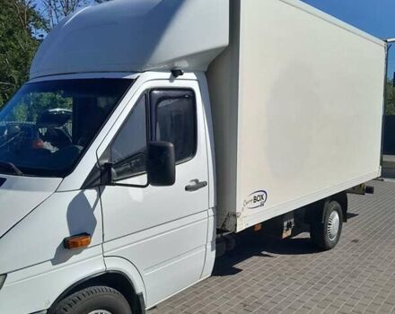 Белый Мерседес Sprinter, объемом двигателя 2.7 л и пробегом 530 тыс. км за 12850 $, фото 8 на Automoto.ua