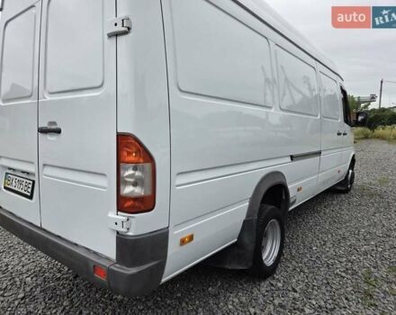 Белый Мерседес Sprinter, объемом двигателя 2.7 л и пробегом 350 тыс. км за 18900 $, фото 9 на Automoto.ua