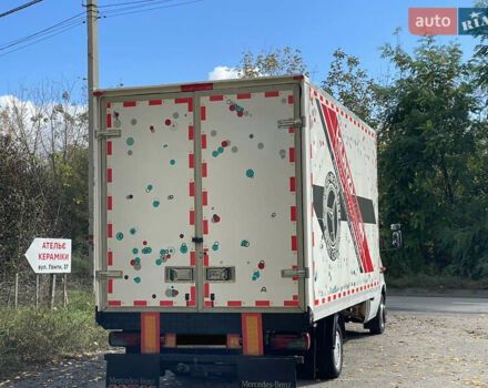 Белый Мерседес Sprinter, объемом двигателя 2.7 л и пробегом 430 тыс. км за 13500 $, фото 15 на Automoto.ua