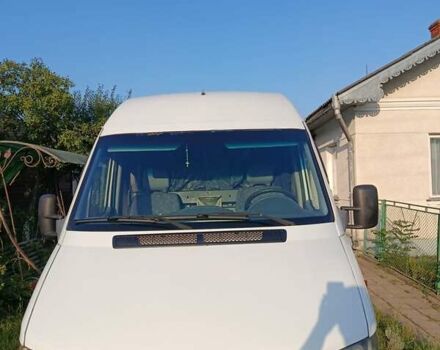 Белый Мерседес Sprinter, объемом двигателя 2.1 л и пробегом 580 тыс. км за 9500 $, фото 5 на Automoto.ua