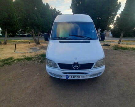 Белый Мерседес Sprinter, объемом двигателя 2.7 л и пробегом 874 тыс. км за 8500 $, фото 8 на Automoto.ua
